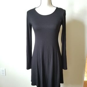 Forever 21 Women's Black Ribbed Skater Dress